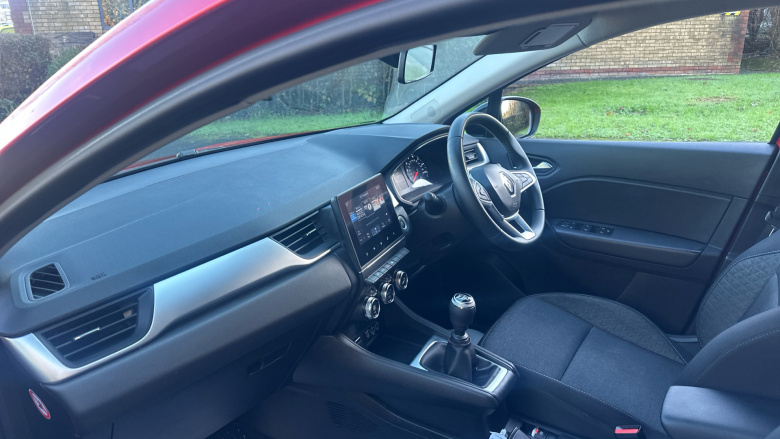 Renault Captur 1.3 Mild hybrid 140 Evolution 5dr Petrol Hatchback